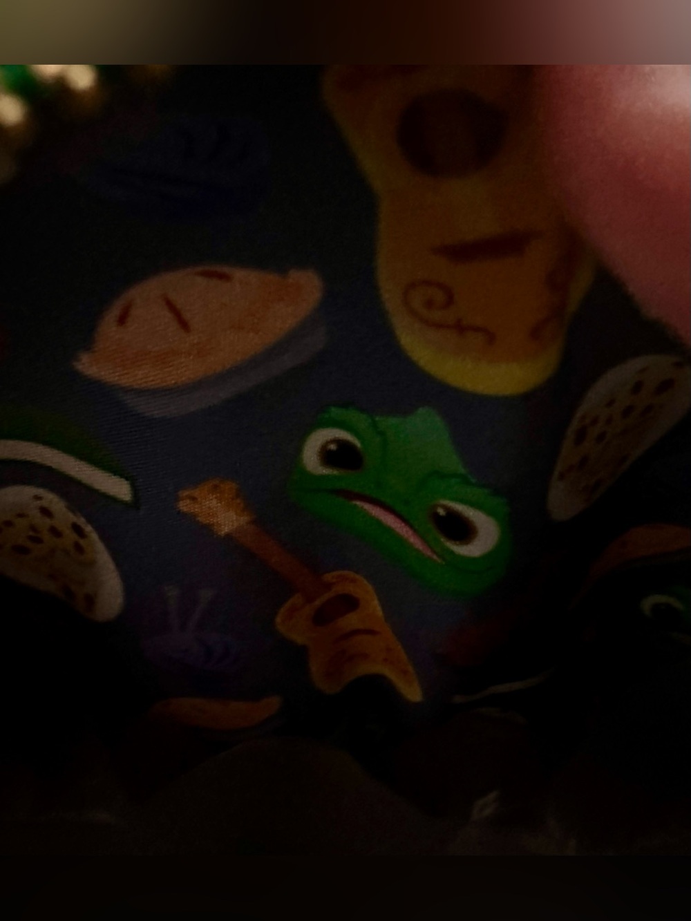Loungefly Disney Tangled Pascal Figural Crossbody Bag - Picture 4 of 8